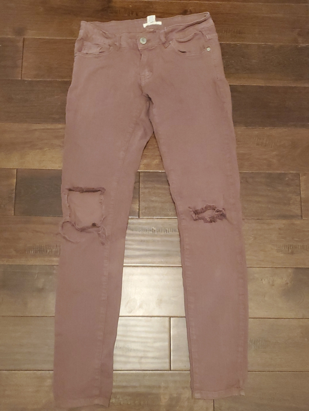 Blue Asphalt Distressed Skinny Jeans - Mauve Size 3 Very Stretchy